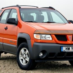 Pontiac Aztek : L'histoire fascinante, les spécificités techniques et les anecdotes surprenantes du SUV atypique